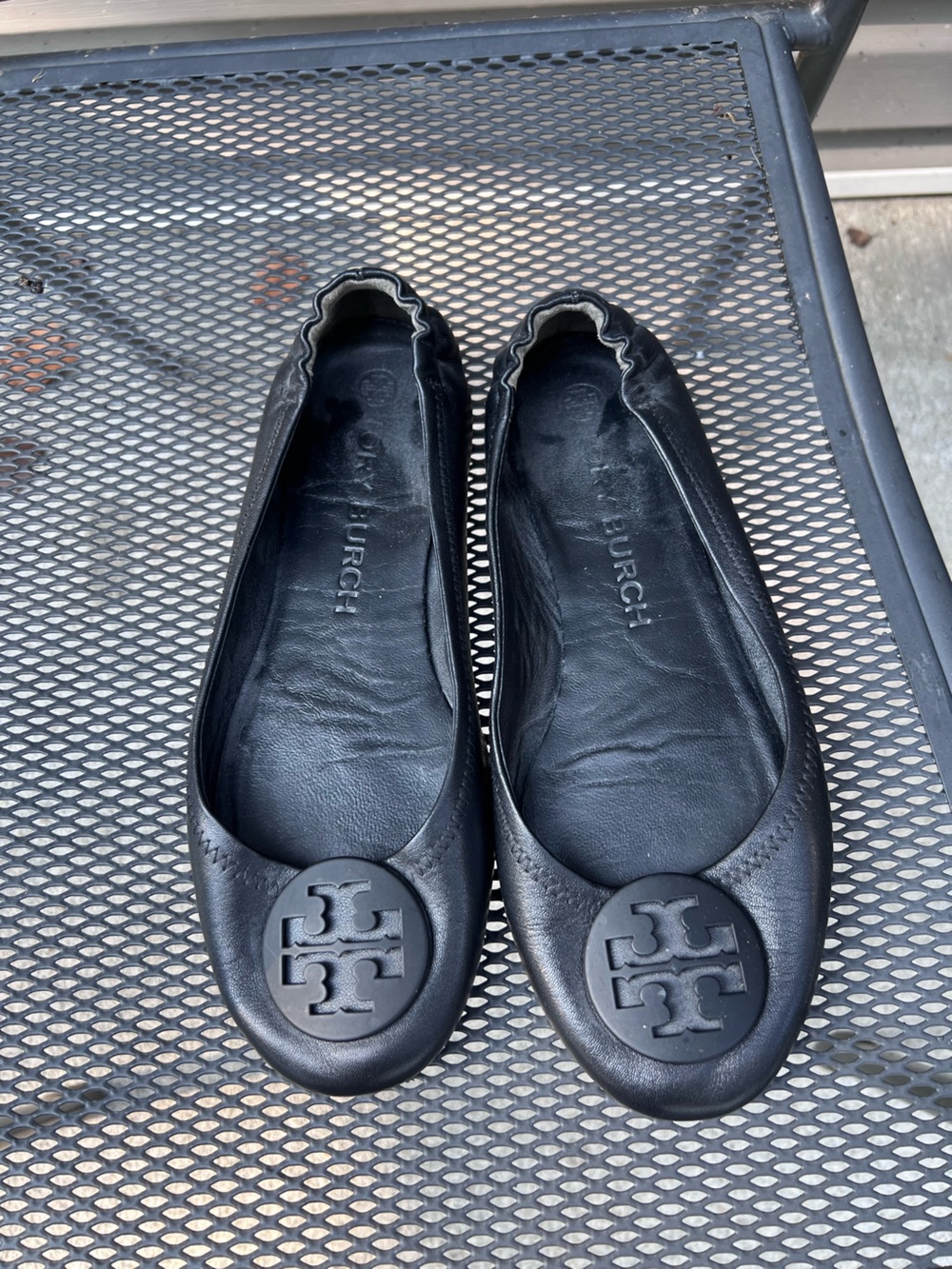 Tory Burch Black Leather Logo Ballet Flats
